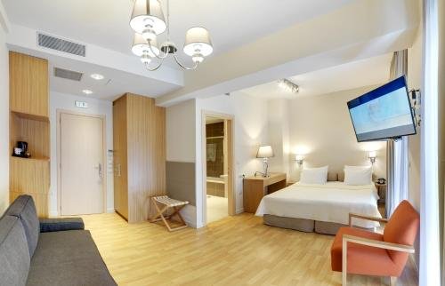 Hotel Booking